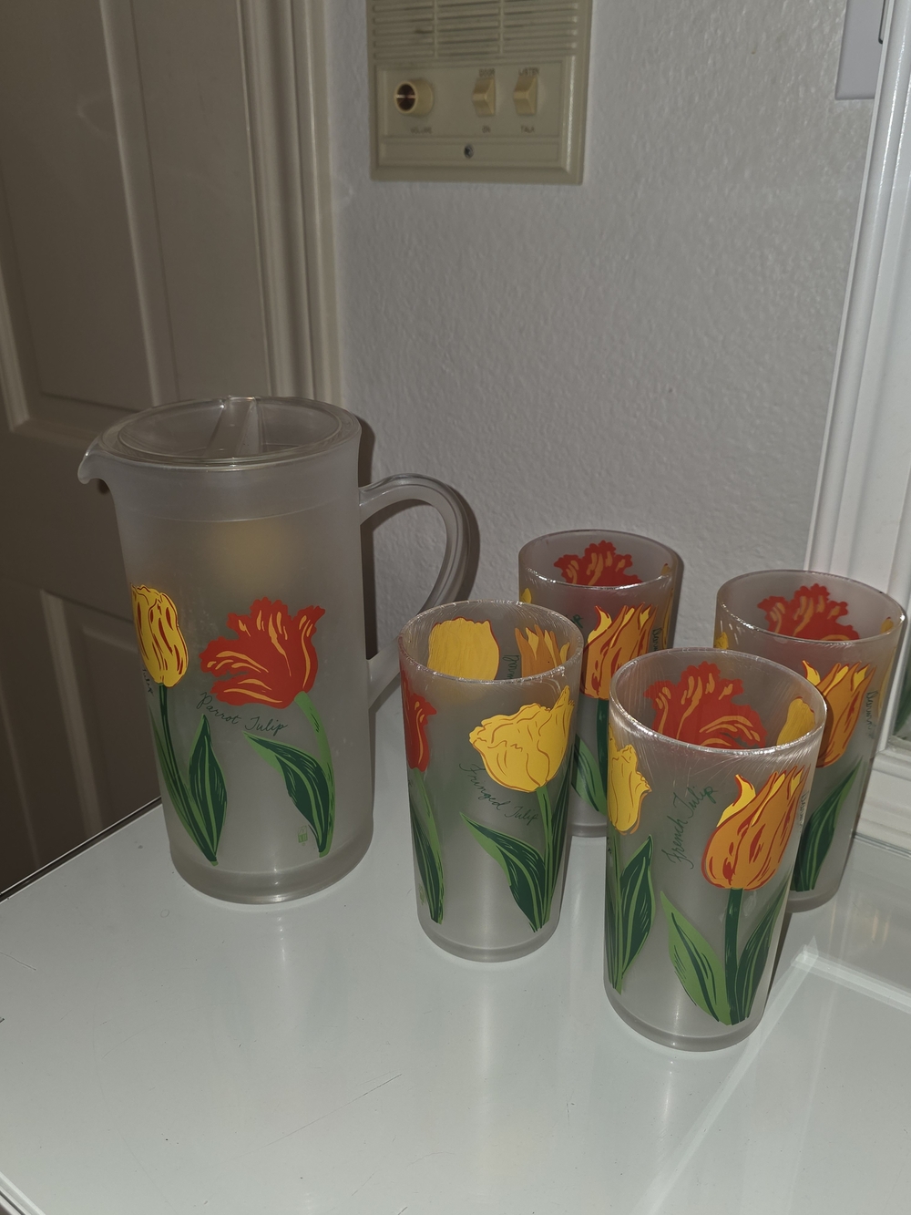 Vintage Frosted Tulip Glass Pitcher and Tumbler Set - Yellow & Red